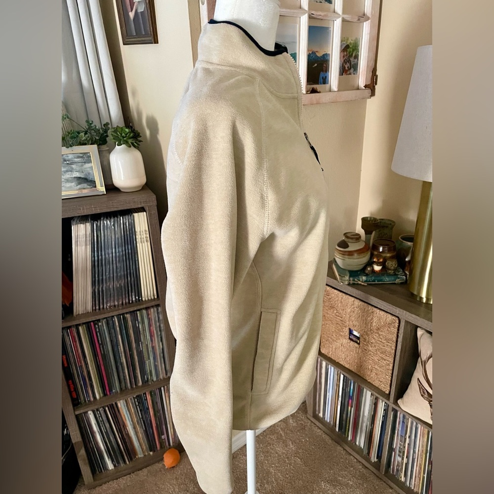 Pendleton Women’s Size Medium Aztec Patch Cream F… - image 5